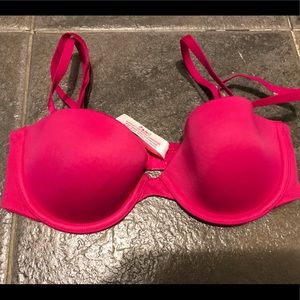 Victoria Secrets PINK Strapless 32A bra